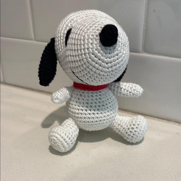 Handcrafted Snoopy Figure Toy Doll Amigurumi Crochet Peanuts Decor Handmade - Picture 3 of 11